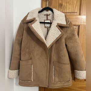 Abercrombie and Fitch NEW WITH TAGS vegan suede teddy coat size small.